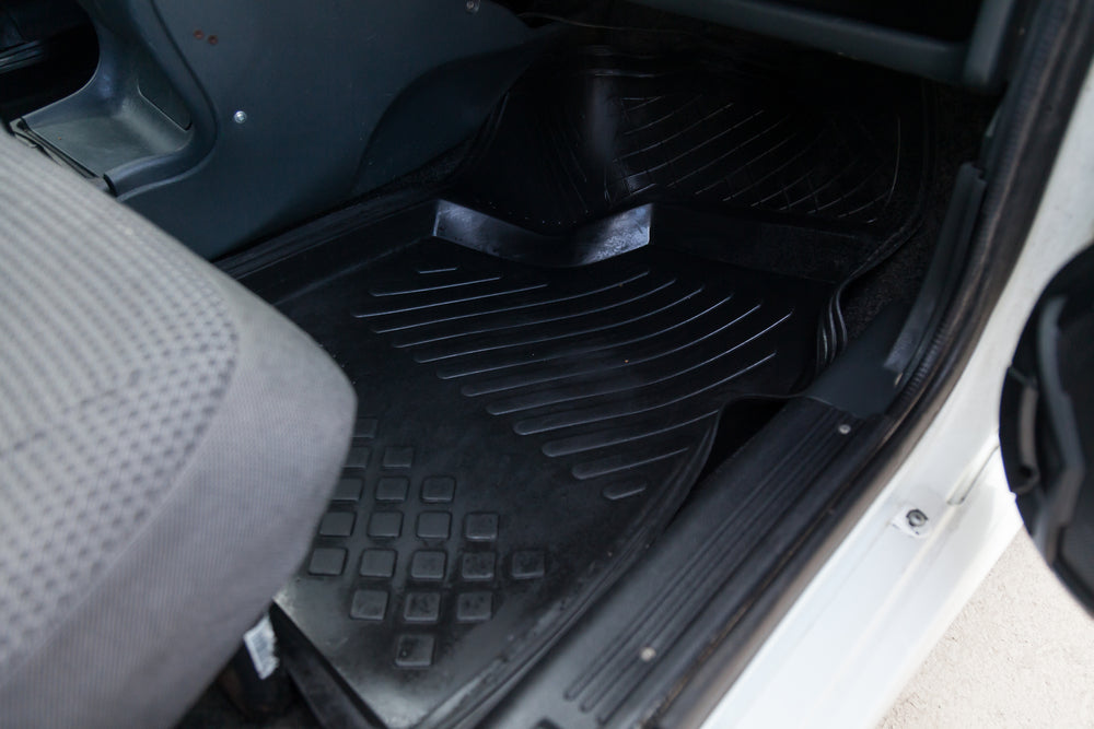 How to clean plastic car mats